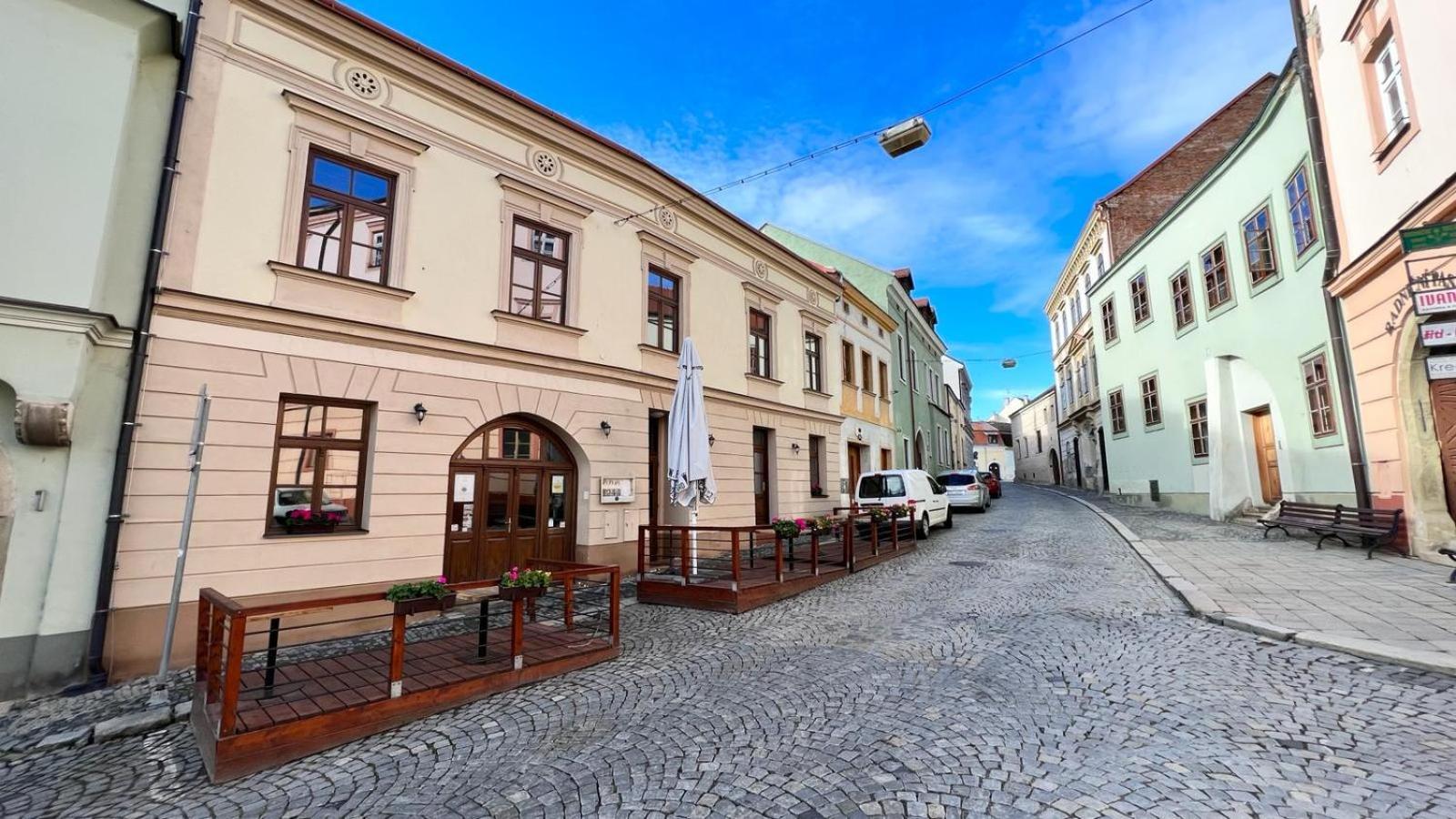 Penzion U Radnice, Byt 3 Znojmo Kültér fotó